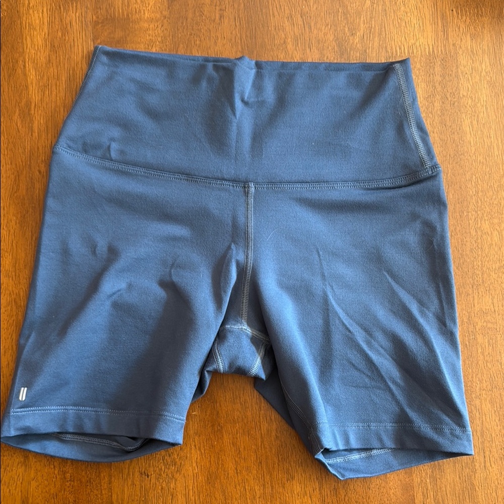 Dark blue NoBull biker shorts.